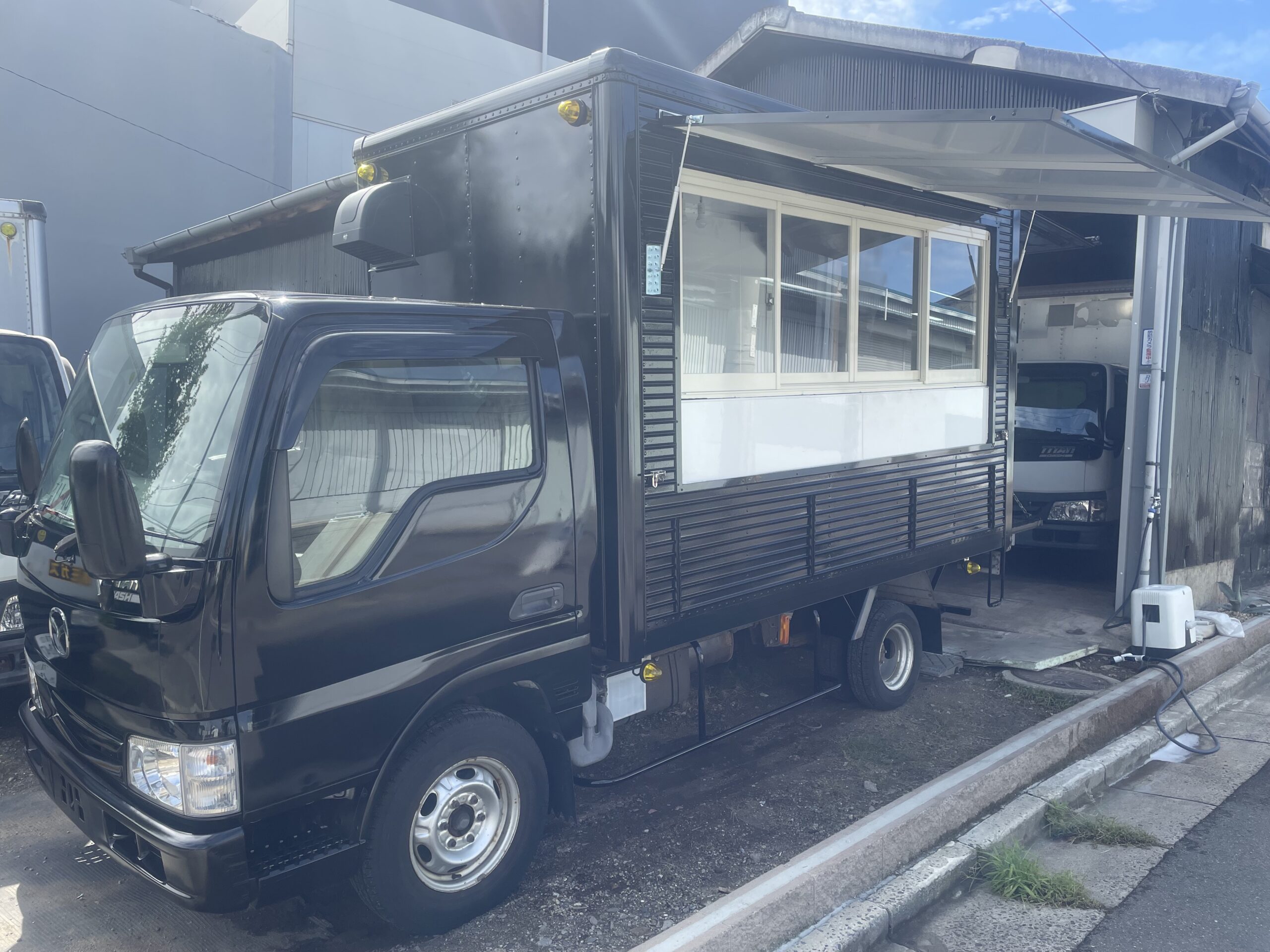 Sold Out　税込190万円　ガソリン車　マツダ　タイタンダッシュ