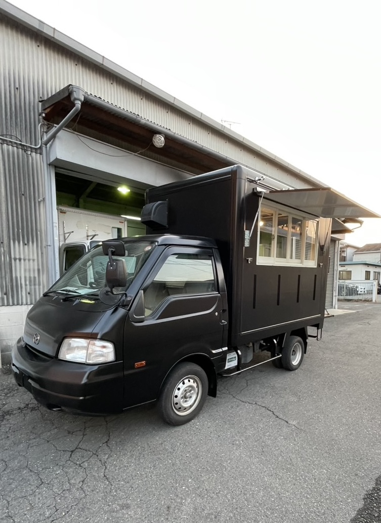 税込190万円　1t　ガソリン車　マツダ　ボンゴ